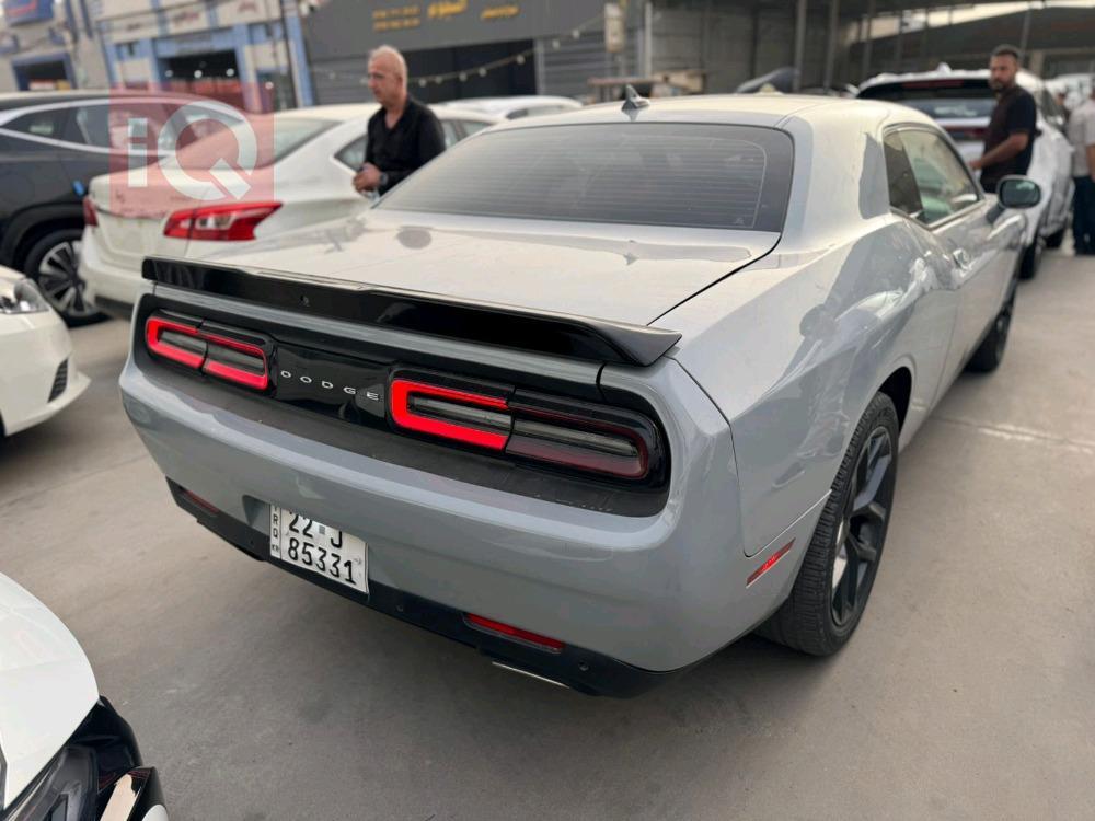 Dodge Challenger